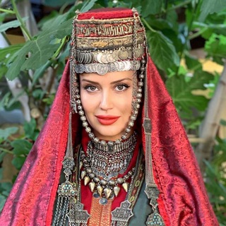 Логотип телеграм канала @elinajanibekyan — Elina Janibekyan