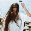 Логотип телеграм канала @elinaseries — спойлером по сердцу