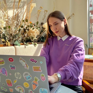Telegram channel English with Liza 🇬🇧 logo