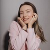 Логотип телеграм канала @english_uliana_di — English Bestie | Ульяна Дидусь