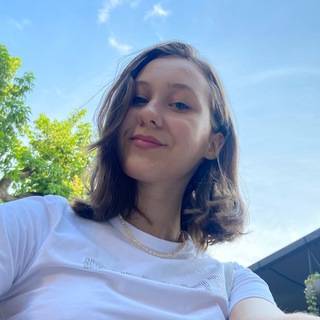 Логотип телеграм канала @englishclub_4u — milasha.eng
