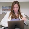 Логотип телеграм канала @entutor_online — IELTS & TOEFL English