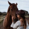 Логотип телеграм канала @equikali — EquiKali 🐴🌿