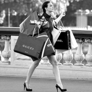 Логотип телеграм канала @euro_outlets — Брендовая одежда из Италии🇮🇹