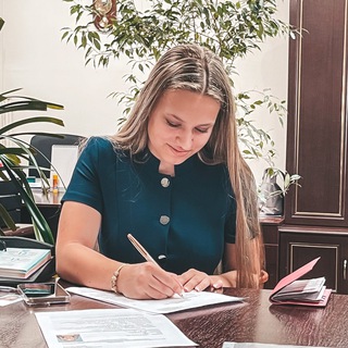 Логотип телеграм канала @evashestakova — Eva Shestakova