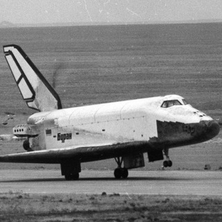 Логотип телеграм канала @eveningburan — Evening Buran