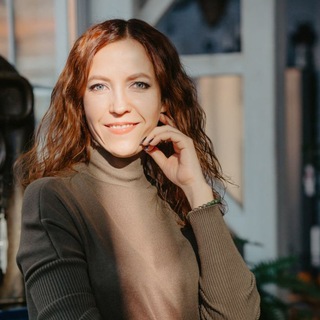 Логотип телеграм канала @evgeniyalychkoastrolog — Астрология с Евгенией Лычко