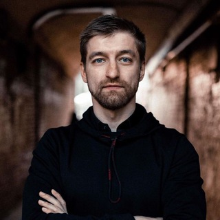 Логотип телеграм канала @evgenykoblov — День из жизни архитектора