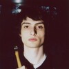 Логотип телеграм канала @finneverytown — Finn Wolfhard everytown! | Новости Финн Вулфхард