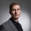 Логотип телеграм канала @finstom — Финансы в стоматологии | Аракчеев Алексей