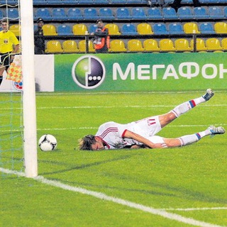 Логотип телеграм канала @football_tales — Куда бьёшь?