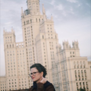 Логотип телеграм канала @foxinvoguehome — Буржуйские замашки