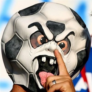 Логотип телеграм канала @frechar — Football memes ⚽️