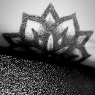 Логотип телеграм канала @fuckthenames — Fuck-the-Names