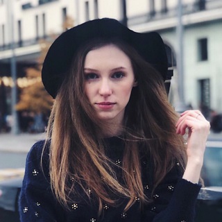Логотип телеграм канала @fx_tarot — Колдуем с fx.tarot