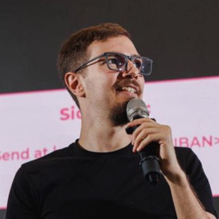 Логотип телеграм канала @generated_roman — AI Роман | Про нейросети