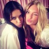 Логотип телеграм канала @girlhoodvibes — girly