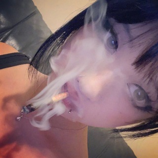 Логотип телеграм канала @girlygaaal — ``gif by — мэлли⚡