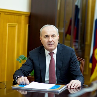 Логотип телеграм канала @glavaizberbasha — Магомед Исаков