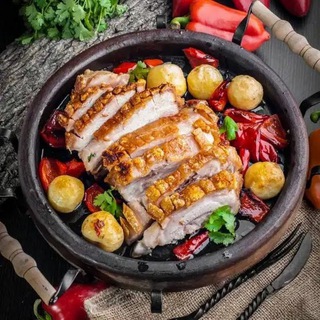 Логотип телеграм канала @gotovim_vkusnosti — 🍗 Готовим вкусности