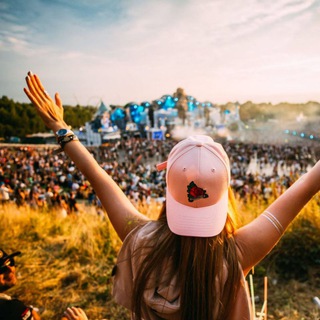 Логотип телеграм канала @gurash09 — Music 🎶 festival 🌞