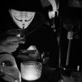 Логотип телеграм -каналу hackyourmom — HackYourMom - мамкіни хакери України 🇺🇦