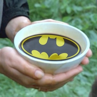 Логотип телеграм канала @handsofbrresson — Героические Руки Брессона