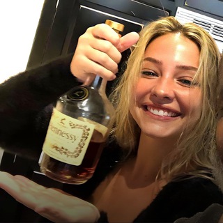 Логотип телеграм канала @harezk — 𝙜𝙞𝙛^𝙨𝙩𝙚𝙮𝙡𝙞𝙭