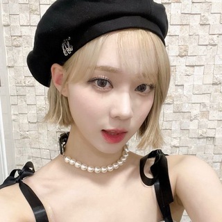 Логотип телеграм канала @helpdari — хелпик от дари