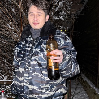 Логотип телеграм канала @hilarious_utopia — Веселая утопия