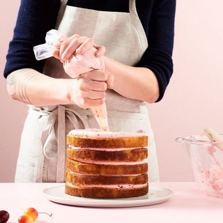 Логотип телеграм канала @honestconfectioner — Заметки кондитера ||Всё о сладком искусстве и не только