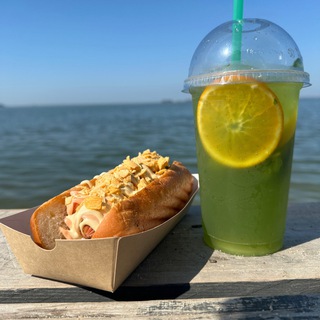 Логотип телеграм канала @hot_dog_sm — Хот-дог Beach🌭🐻