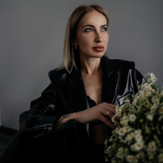 Логотип телеграм канала @houseofflowersmsk — Студия Цветов ☘️House of Flowers☘️ Цветы Жуковский