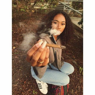 Logo de la chaîne télégraphique hyehenmg - 🎯🎭🎈