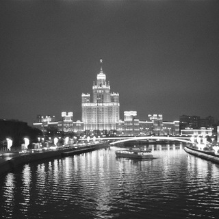 Логотип телеграм канала @i_poshla_volna — И пошла волна