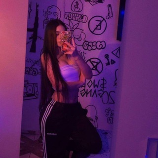 Логотип телеграм канала @iatetika — Материалы для каналов :🍓🍃✨Всё для ролочек и фф и тд 🌙🍒🍏