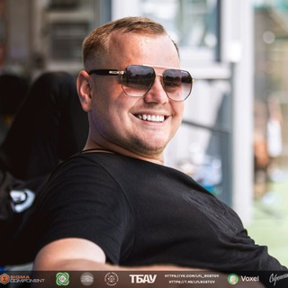 Логотип телеграм канала @ilya_vodichev — Футбол и микрофон