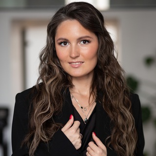 Логотип телеграм канала @investment_square — Инвестиционный Квадрат. 4 элемента вашей прибыли