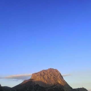 Логотип телеграм канала @irbismestosila — Ирбис и Места Силы Красноярска и Хакасии и возможно Байкала и Крыма