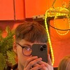 Логотип телеграм канала @itstwentyonebtw — 21 -> просто сашка.
