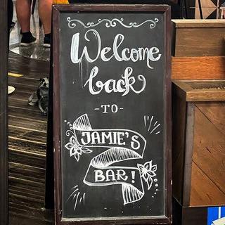 Логотип телеграм канала @jamiesbar — Jamie's Bar