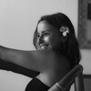 Логотип телеграм канала @janemoskaleva — Искренность - новый черный.