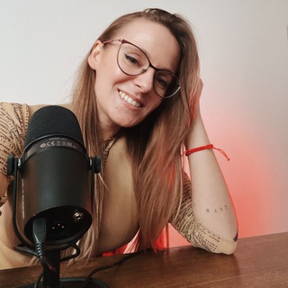 Логотип телеграм канала @jb_eliara — hello i love you