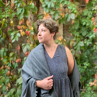 Логотип телеграм канала @jeniamdc — Говорит Микулина