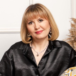 Логотип телеграм канала @julia_neopsy — ПУТЬ ЛИДЕРА с Юлией Клюква