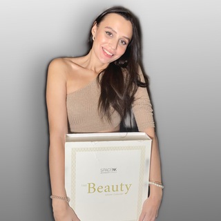 Логотип телеграм канала @juliashum_beauty — Бьюти Боксовая Зависимость | BeautyBox Addicts