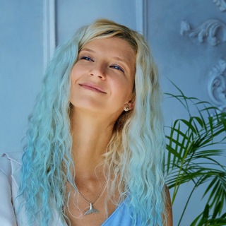 Логотип телеграм канала @juliazhdanova — Честно про отношения | Юля Касаткина психолог