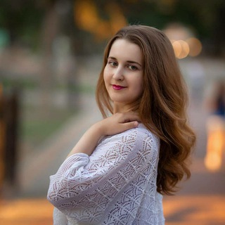 Логотип телеграм канала @julie_psiholog — Между нами, девочками, с Julie_Psiholog