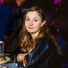 Логотип телеграм канала @julienterzem — обычная взрослая женщина