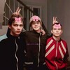 Логотип телеграм канала @jungenwort — кровь на асфальте.
